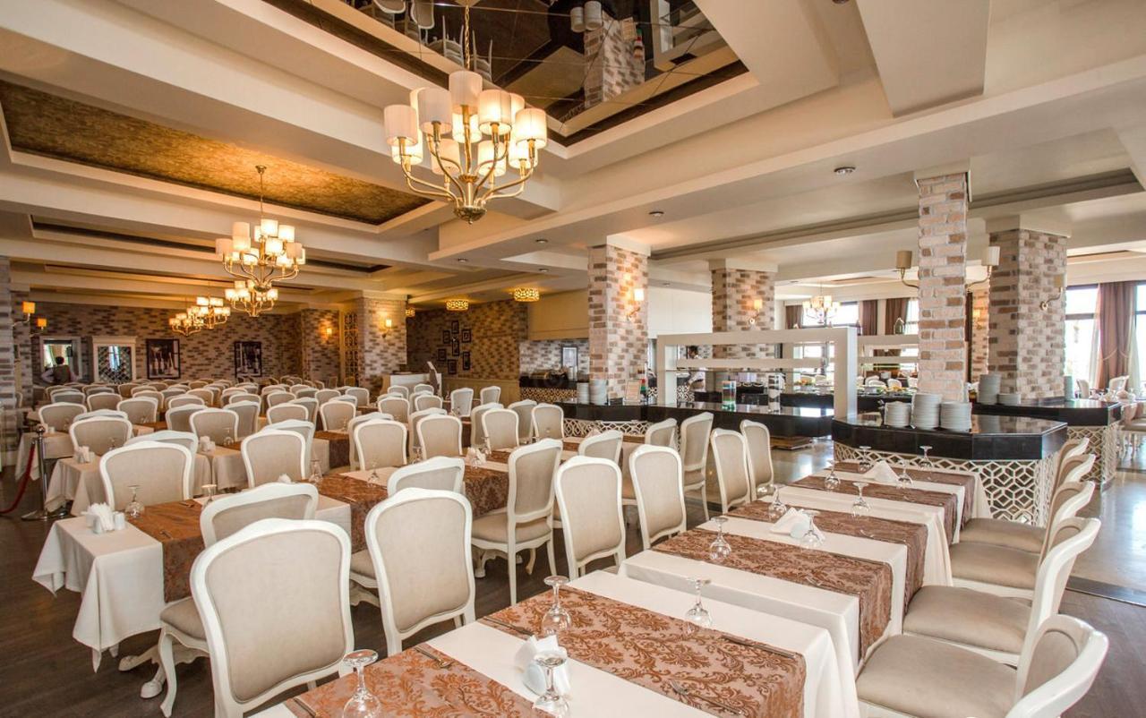 Vuni Palace Premium Hotel & Spa & Casino Beachfront Location ! Кирения Экстерьер фото