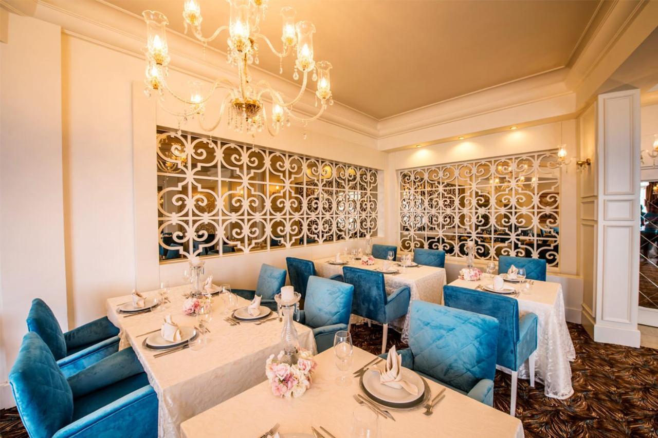 Vuni Palace Premium Hotel & Spa & Casino Beachfront Location ! Кирения Экстерьер фото