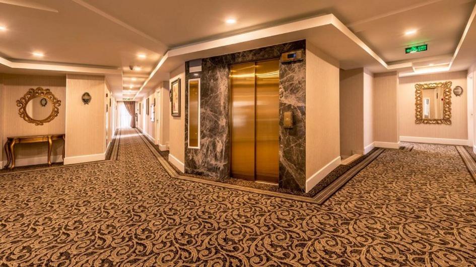 Vuni Palace Premium Hotel & Spa & Casino Beachfront Location ! Кирения Экстерьер фото
