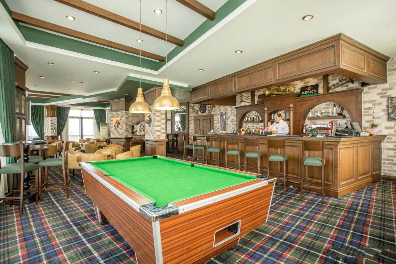 Vuni Palace Premium Hotel & Spa & Casino Beachfront Location ! Кирения Экстерьер фото