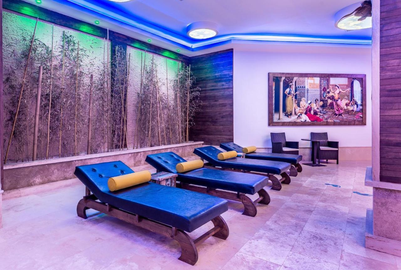 Vuni Palace Premium Hotel & Spa & Casino Beachfront Location ! Кирения Экстерьер фото