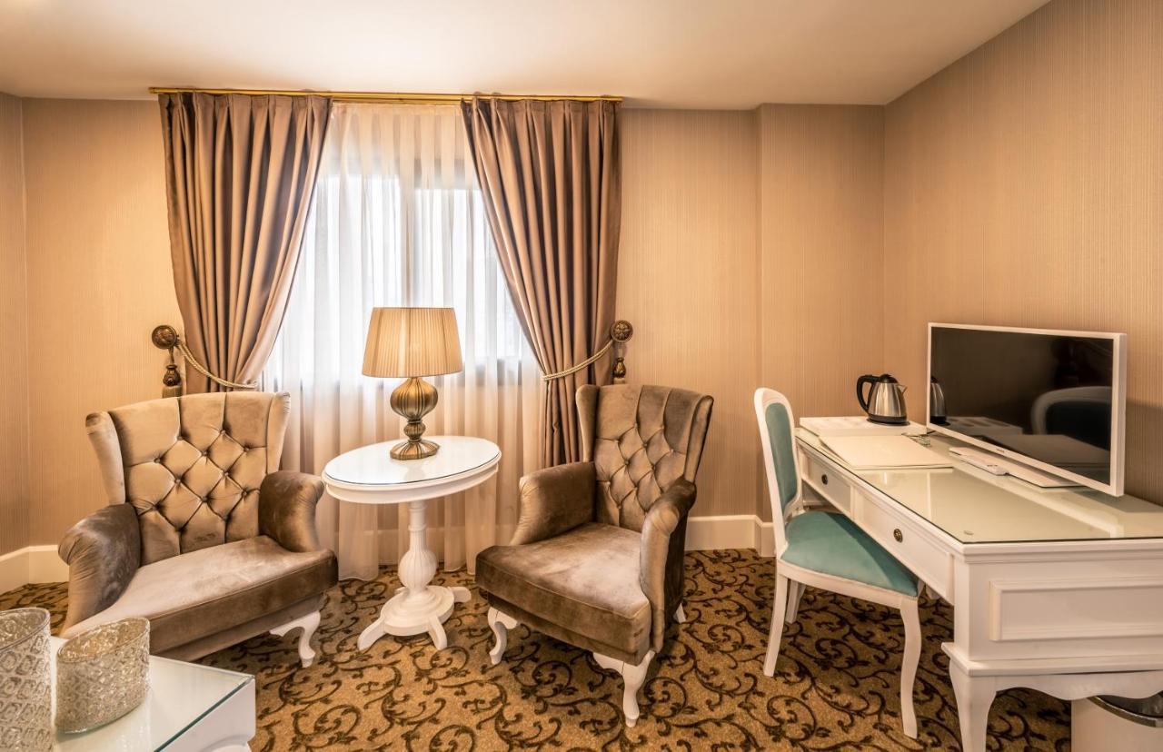 Vuni Palace Premium Hotel & Spa & Casino Beachfront Location ! Кирения Экстерьер фото